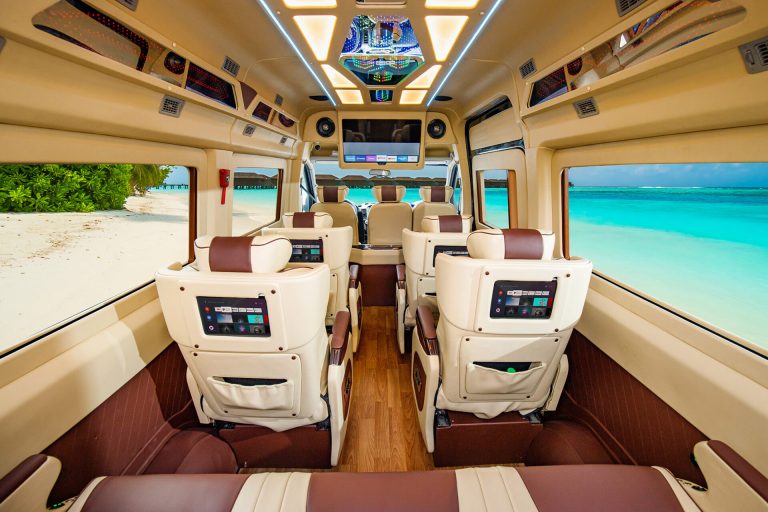 [Bảng giá] cho thuê xe limousine 9, 10 chỗ TPHCM mới nhất 2026
