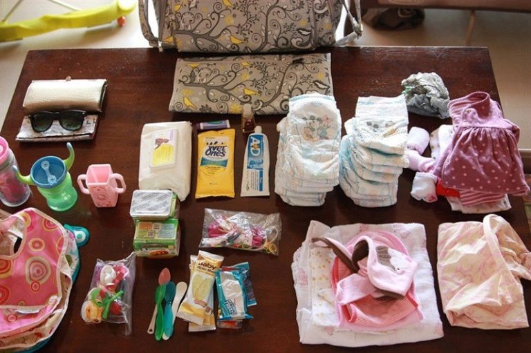 Bí Quyết Chuẩn Bị Đồ Cho Bé Đi Du Lịch mẹ Bỏ Túi Ngay Để Thảnh Thơi Suốt Kỳ Nghỉ