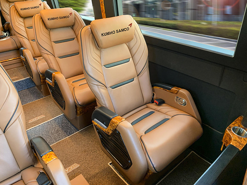 Kumho Samco trang bị ghế ngồi thoải mái cùng nhiều tiện nghi cho hành khách