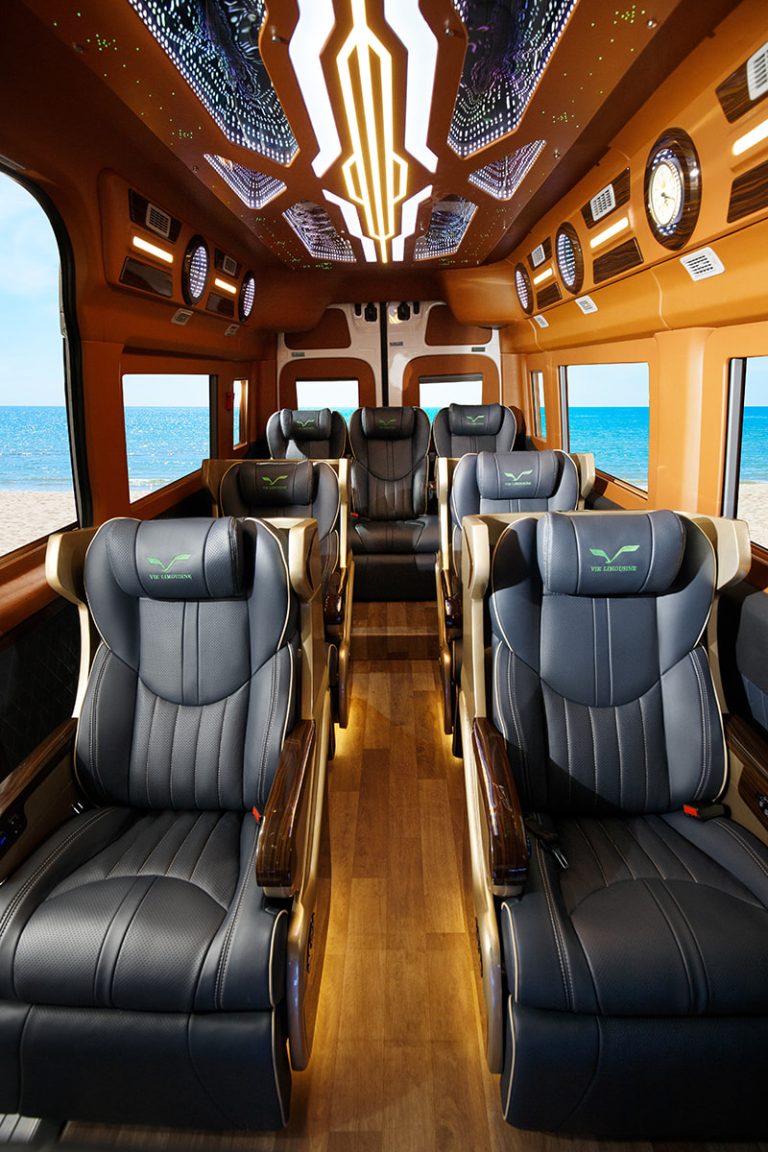 Xe Limousine đưa đón sân bay chuẩn 5 sao - Giá tốt | Vie Limo - Vie Limo