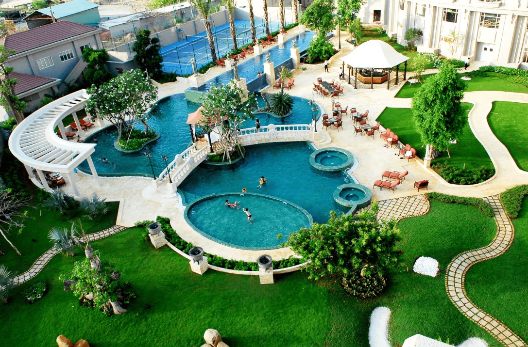 Hồ bơi view vô cực