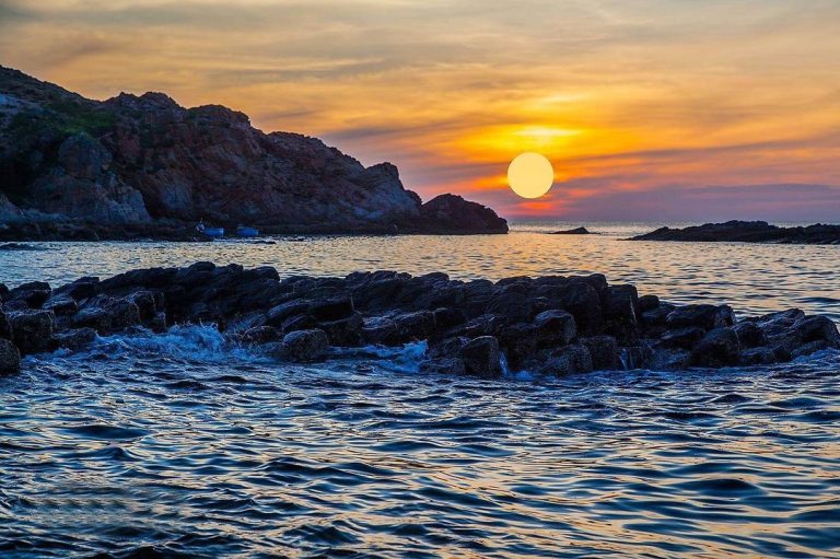 Khám Phá Ghềnh Đá Mũi Né, Điểm Du Lịch Mới Nổi Tại Phan Thiết