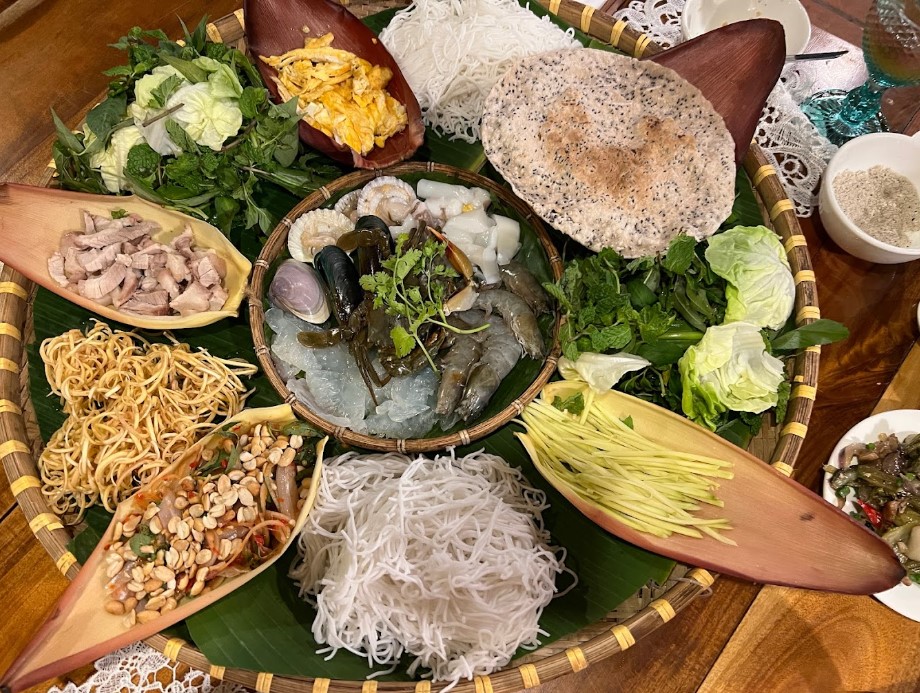 Lẩu thả Sóc Nâu Phan Thiết
