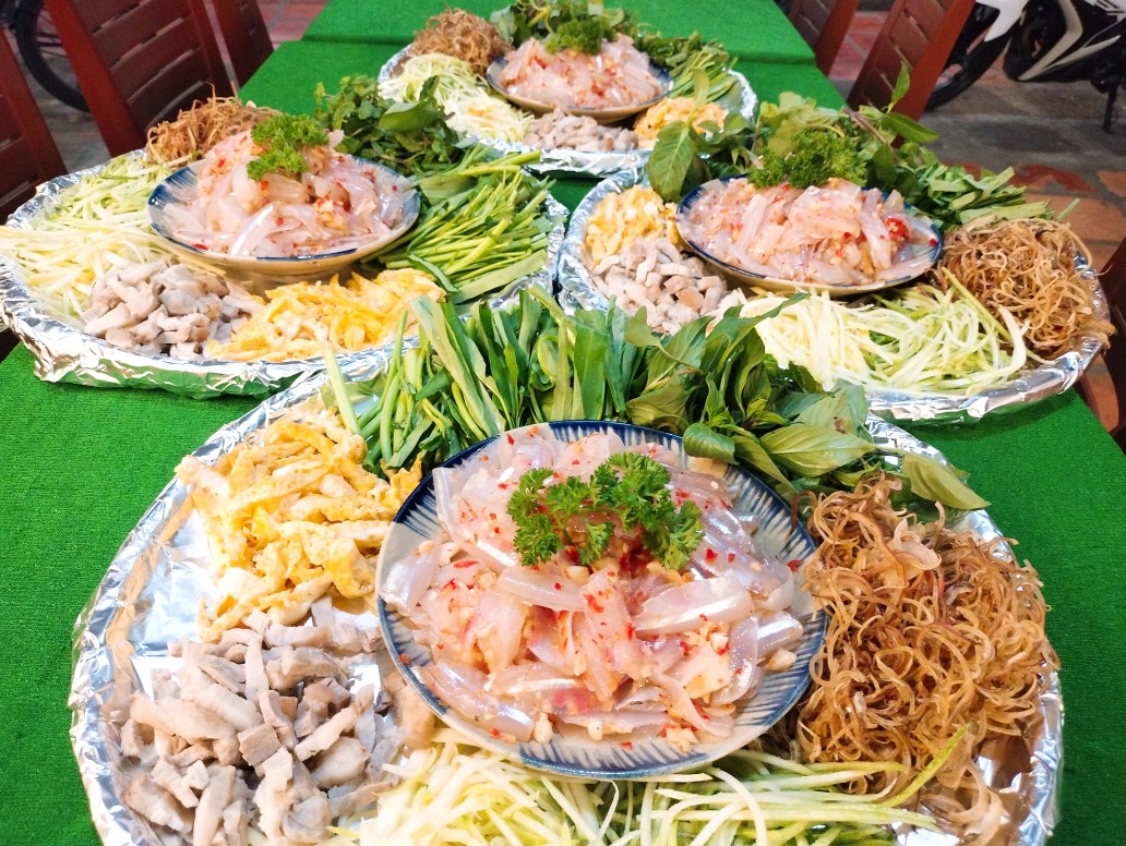 Quán lẩu thả Đất Việt