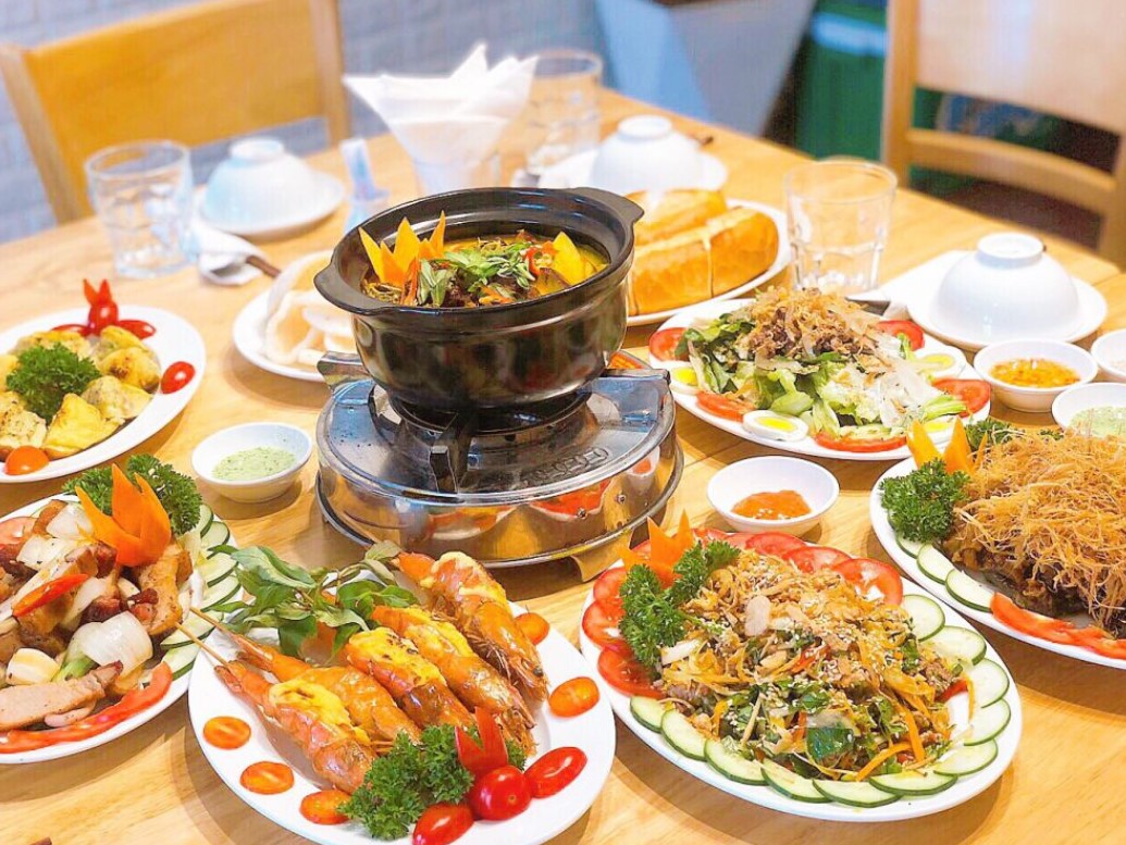Nhà hàng Hoàng Ngọc