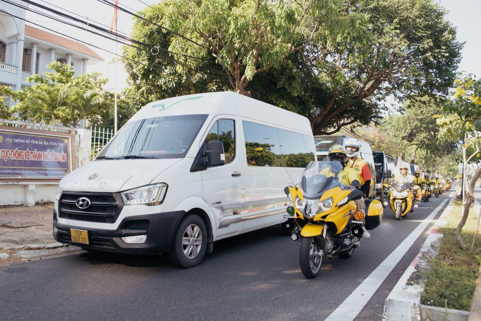 Bảng giá thuê xe Solati Limousine 9 chỗ đi Long Hải