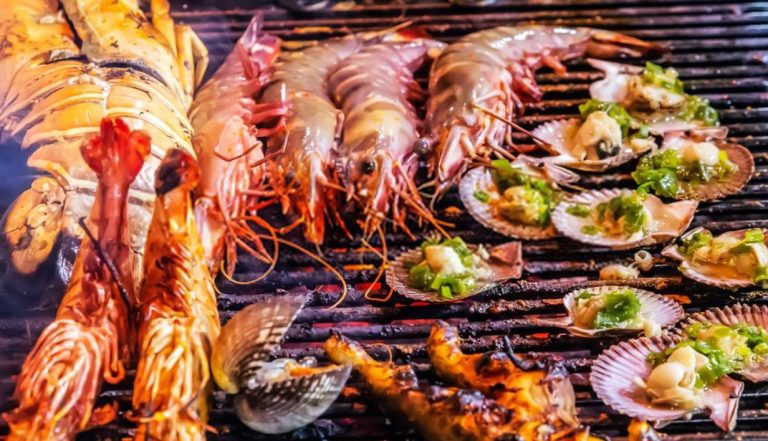 TOP 10 Quán Hải Sản Mũi Né – Phan Thiết Ngon Trứ Danh Phải Thử Ngay