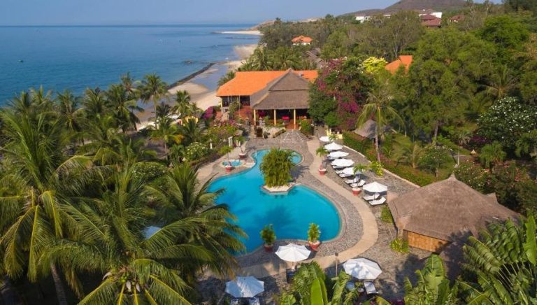 Review TOP 10 Khách Sạn Mũi Né Gần Biển View Cực Chill