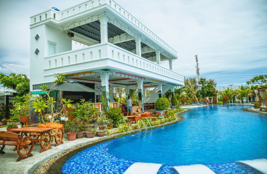 Fairy Hills Hotel