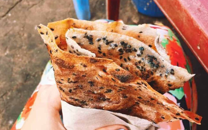 Cô Nở – quán bánh tráng nướng mắm ruốc ở Phan Thiết nổi tiếng