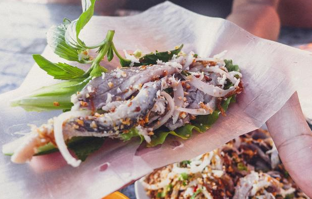 Bờ kè Hồng Hào