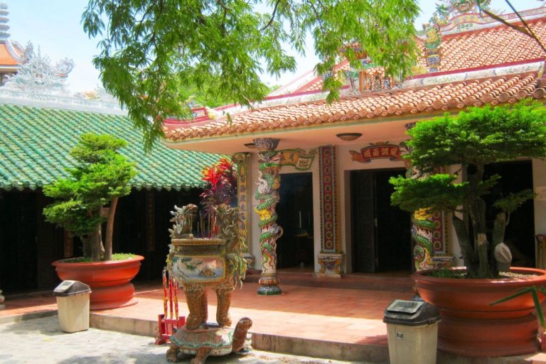Khám Phá Vẻ Đẹp Chùa Cổ Thạch Bình Thuận Nơi Linh Thiêng Và Huyền Bí