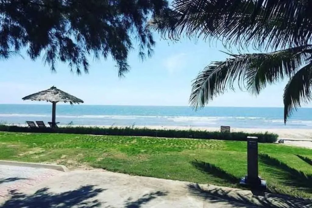 Cà phê thư giãn với view biển “cực chill”