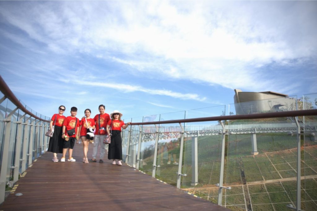 Cầu Kỳ Quan – Chốn check-in triệu like