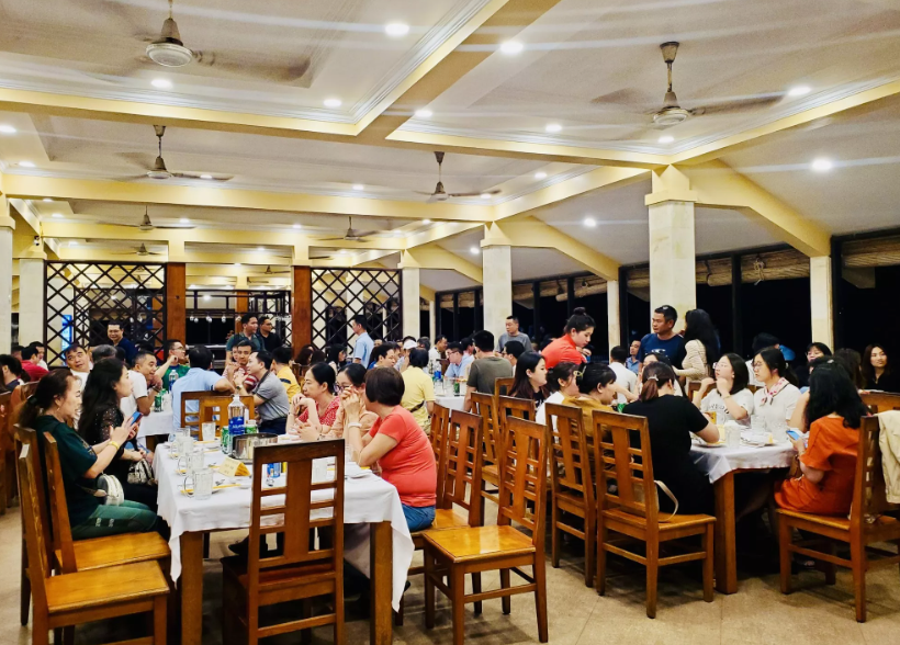 Hải sản Cây Bàng
