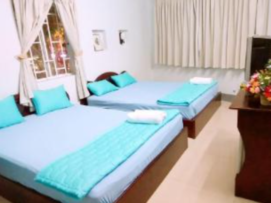 Nhà nghỉ Hoàng Cầm