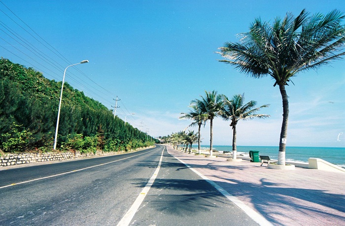 Bảng giá thuê xe Quận 4 đi Phan Thiết – Mũi Né mới và chi tiết