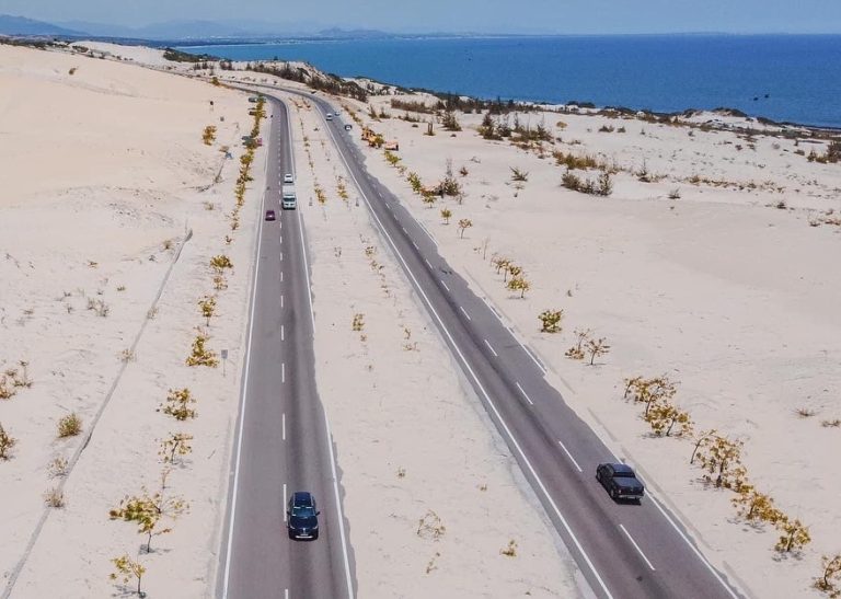 Thuê xe Quận 11 đi Phan Thiết – Mũi Né đón tận nơi, giá hợp lý